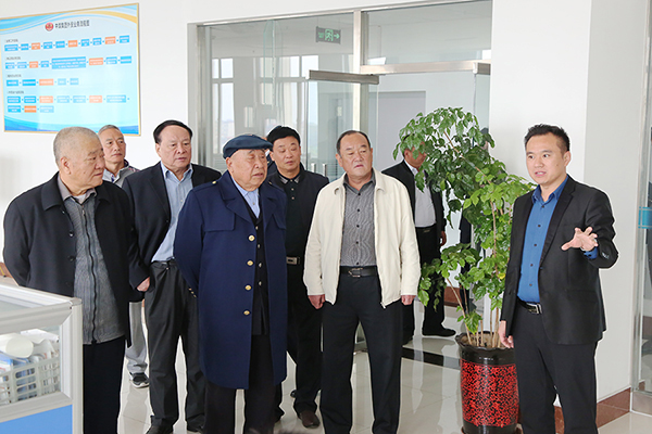 Warmly Welcome Jining Industrial And Commercial Bureau And The Taxation Bureau Former Leaders To Visit The China Coal Group