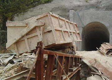 Do You Know Structure And Use Of Side Dumping Mine Car?