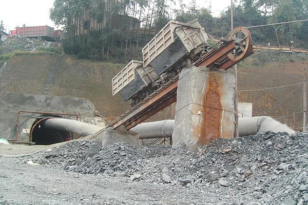 What Are The Technical Requirements Of The Single-sided Curved Track Side Dumping Mine Car?