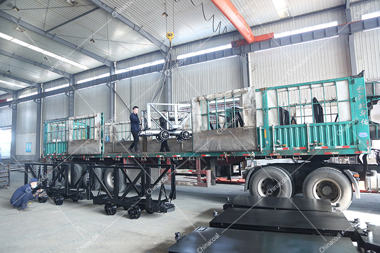 China Coal Group Sent A Batch Of Material Mine Car And Flat Mining Car To Taiyuan, Shanxi