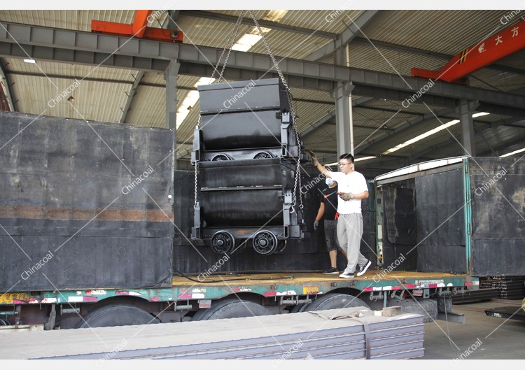 China Coal Group Sent A Batch Of Bucket Tipping Mine Car And Flat Mine Car To Tibet